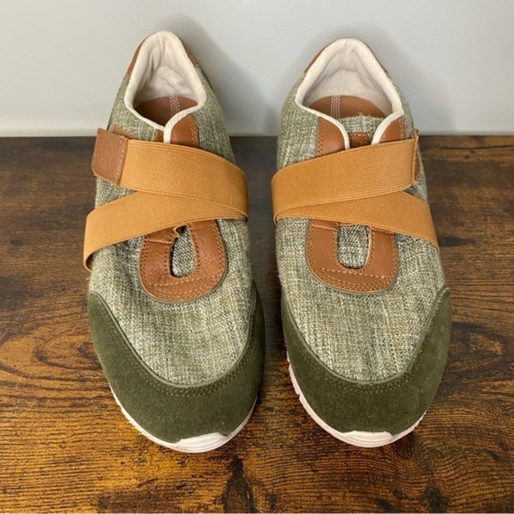 KODIAK Canada Gorpcore Sneakers Size 9.5 ATHLEISURE SPORT CROSS STRAP Shoes